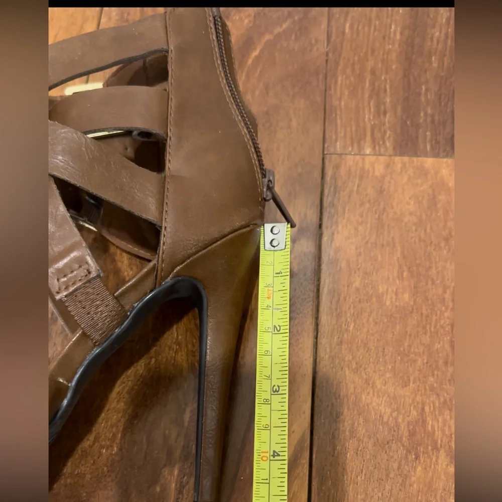 Mossimo - Picture 7 of 11